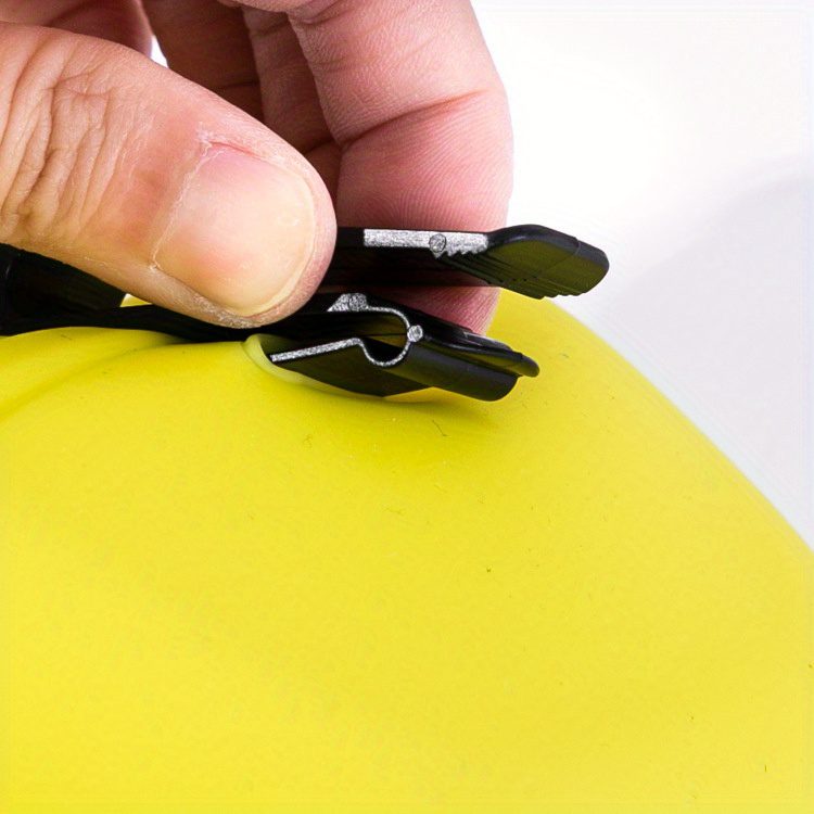 Portable Dog Training Bag - Convenient with Treat Pouch and Food Dispenser