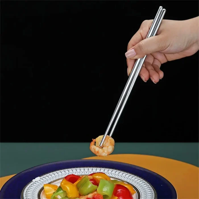 kf-S1612e7003b374d788352227e5129130eN 1/2/5 pairs of Chinese chopsticks, anti-slip sushi chopsticks, Korean and Japanese food metal rods, kitchenware sets - Image 2