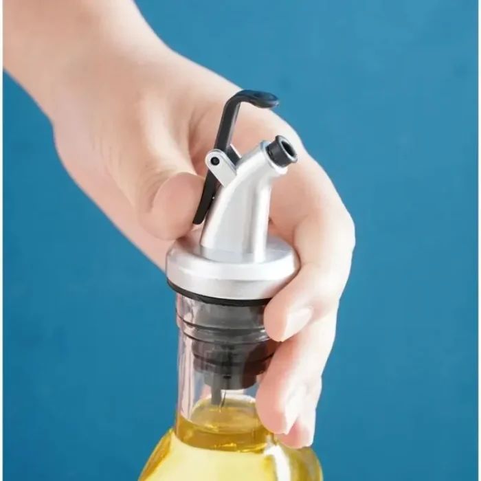 kf-S26a406fdcf224b2188ff50394ba0bf98d 3pcs Silver Household Kitchen Seasoning Bottles Soy Sauce Vinegar Bottles Mouth Stoppers No Oil Leakage No Oil Hanging Tools - Image 4