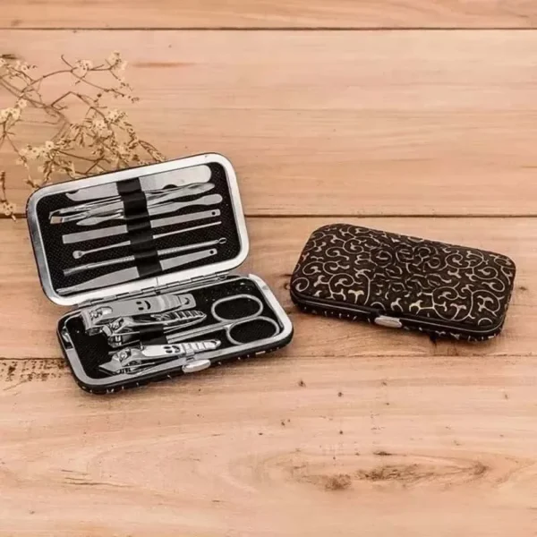 1 Set of 11 Happy Face Nail Tools Nail File Nail Scissors Set - Image 3