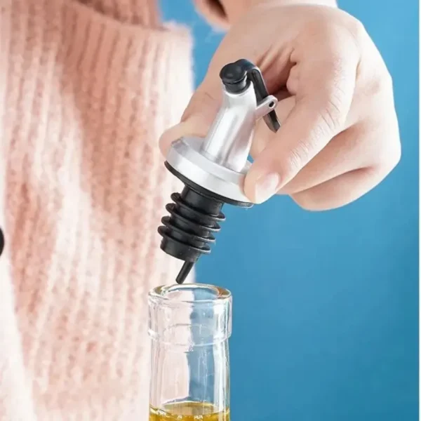 3pcs Silver Household Kitchen Seasoning Bottles Soy Sauce Vinegar Bottles Mouth Stoppers No Oil Leakage No Oil Hanging Tools - Image 3