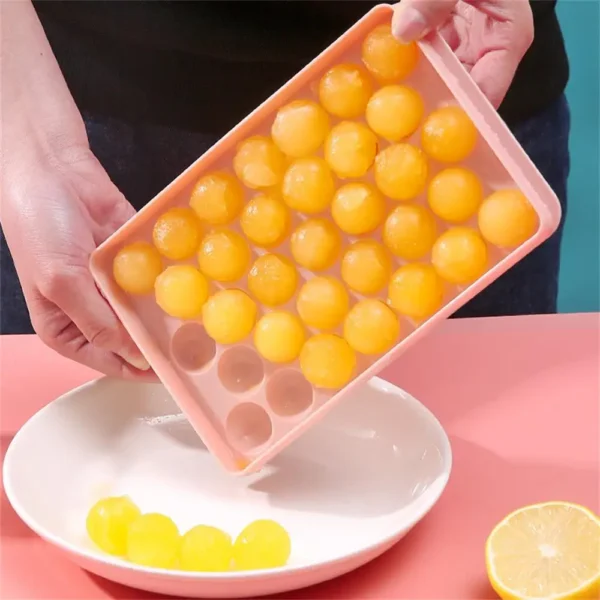 3D Round Ice Cube Tray With Lid Ice Ball Creative Homemade Ice Compartment Ice Cube Model 33 Compartment Ice Ball Box Ice Cream - Image 2