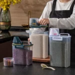 1.5kg/2kg Dog Cat Food Pail Plastic Storage Tank with Measuring Cup Container Moisture-proof Sealed Jar Pet Supplies Accessories - Image 3