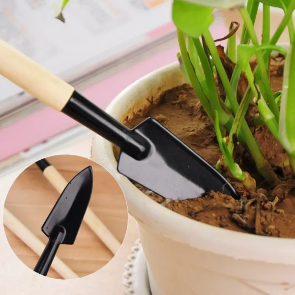 Gardening Tools Three-Piece Set Mini Garden Tools Multi-Function Shovel Harrow Shovel Household Plant Pine Soil Shovel - Image 5