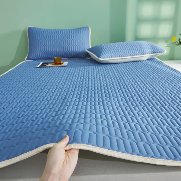 1pc Cool Mat without Pillowcase and Pillow Core, Latex Cool Mat Non-slip Cooling Suitable for Summer Home Bedroom Student - Image 1