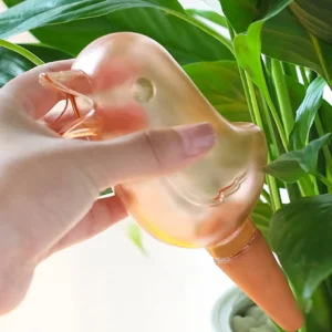 Automatic Flower Waterer, Self-Watering Water Balloon, Bird Shaped Hand Blown Plastic Plant Waterer for Home Garden