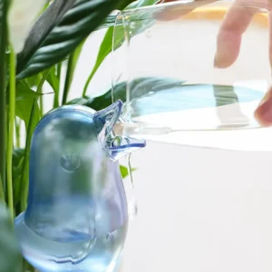 Automatic Flower Waterer, Self-Watering Water Balloon, Bird Shaped Hand Blown Plastic Plant Waterer for Home Garden