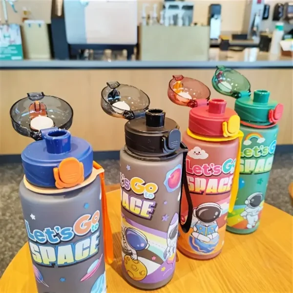700ml Cosmic Astronaut Themed Insulated Water Bottle Leakproof Flip Lid Carrying Strap Portable Adorable Activities Cup BPA-Free - Image 6