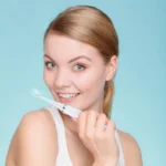 Electric Toothbrush with Sonic Cleaning 3-in-1 for Teeth Whitening & Oral Care - USB Charging & Replaceable Brush Head - Image 2