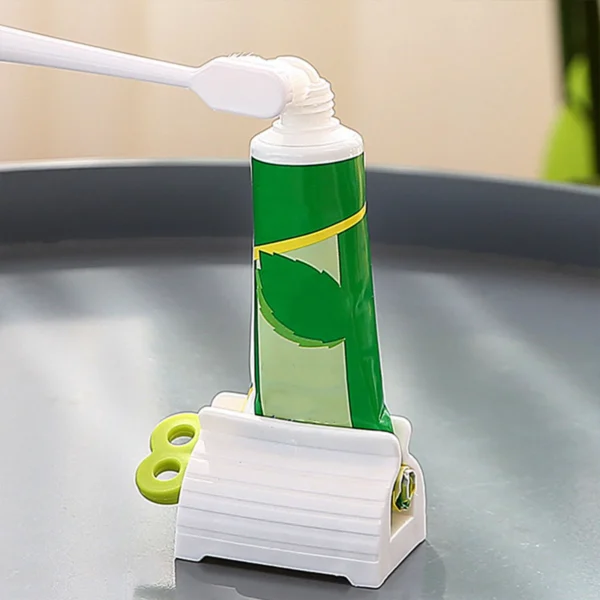 Efficient and Hassle-Free Toothpaste Tube Squeezer for a Smooth and Comfortable Brushing Experience - Image 2
