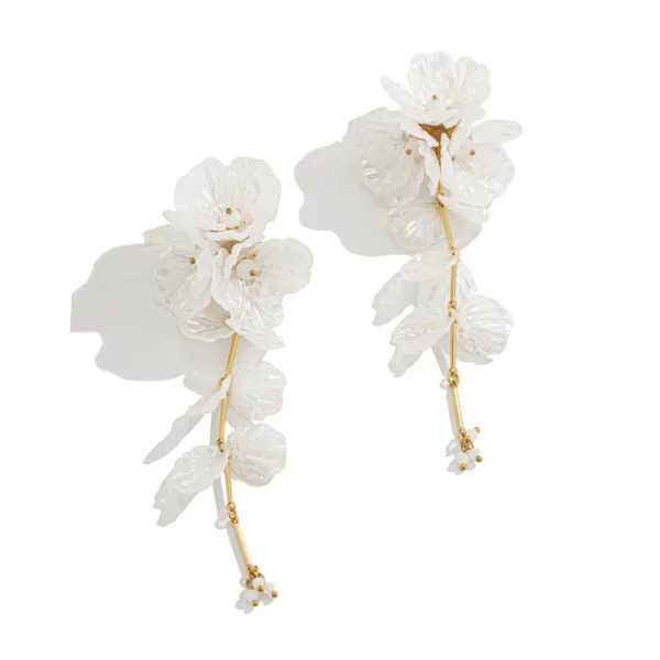 Ingemark Elegant White Petal Flower Drop Earrings Women Kpop Hanging Piercing Earring Aesthetic Wed Bridal Jewelry Accessories - Image 6