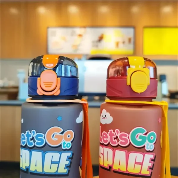 700ml Cosmic Astronaut Themed Insulated Water Bottle Leakproof Flip Lid Carrying Strap Portable Adorable Activities Cup BPA-Free - Image 2