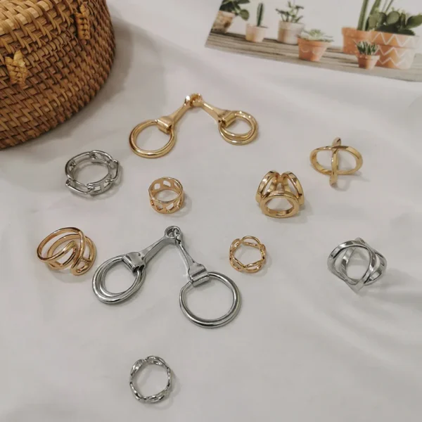 Fashion Luxury Scarf Buckle Wedding Brooch Pins Women Silk Scarfs Buckle Ring Clip Scarf Jewelry Shawls Scarve Buckle Accessorie - Image 3