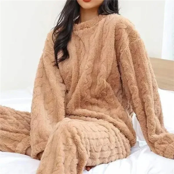 Winter Warm Coral Velvet Pajamas Set for Women Thick Fluffy Sleepwear Lounge Suit Cozy Soft Homewear Outerwear for Cold Weather - Image 3