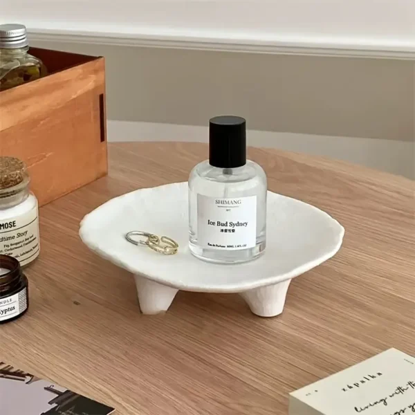 Creative Ceramic Jewelry Tray with Unique Three-Legged Artistic Design Multifunctional Oval Desktop Accessory Tray - Image 6