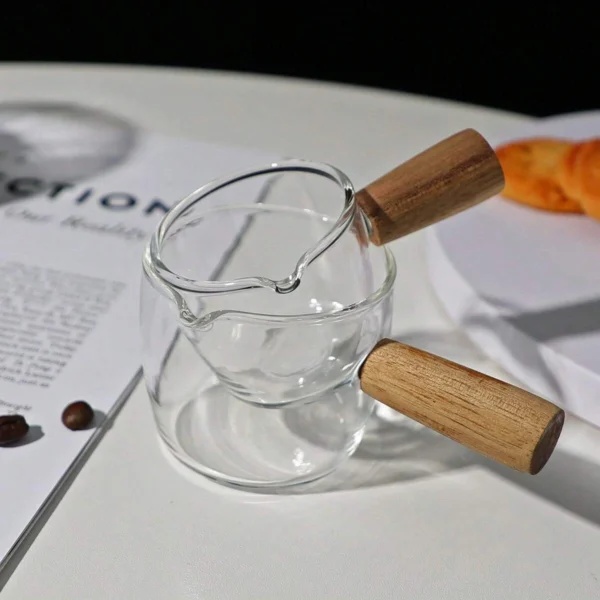 1pc-Wooden handle glass measuring cup, kitchen tool with a single spout for coffee and baking - Image 5