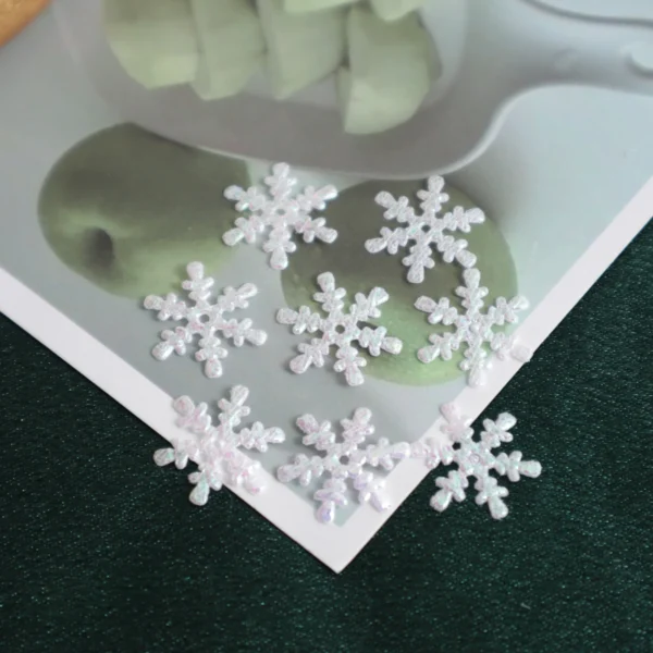 1Pack/300pcs - Christmas snowflake flakes, throwing paper scraps at parties - Image 2