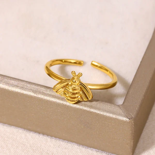 Fashion Bee Rings For Women Design Gold Color Stainless Steel Bee Ring Wedding Engagement Christmas Jewelry Gift - Image 2