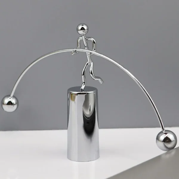 1pc-Creative balance ball swing weightlifting small iron man does not fall the small man decoration tumbler fun ornaments - Image 2