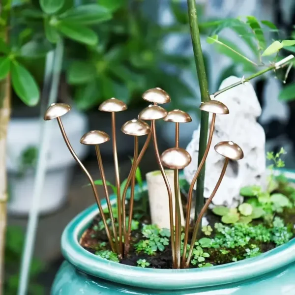 Creative Mini Metal Cute Mushroom Decoration Outdoor Garden Courtyard Decoration Atmosphere Potted Flowers Decoration - Image 2