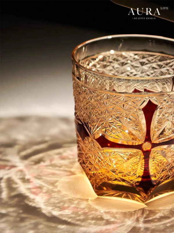 AURA'S niche high-end blue daisy light luxury gold nail hand-carved amber cross whiskey glass - Image 3