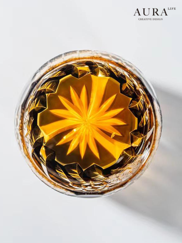 AURAS Light Luxury Edo Kiriko Cup Wind Flowers, Snow and Moon Dancing in the Wind Art Hand-carved Whiskey Cup - Image 4