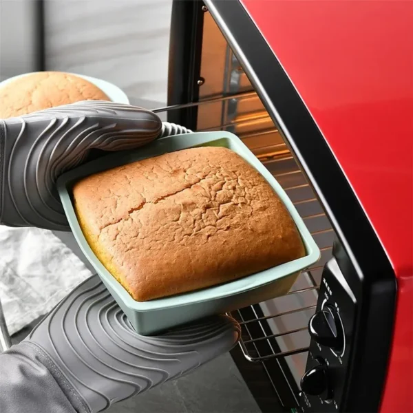 1/4Pcs Silicone Square Cake Plate Non-Stick Brownie Pot with Anti-Slip Handle Oven and Air Fryer Safe Perfect for Baking Cakes - Image 3
