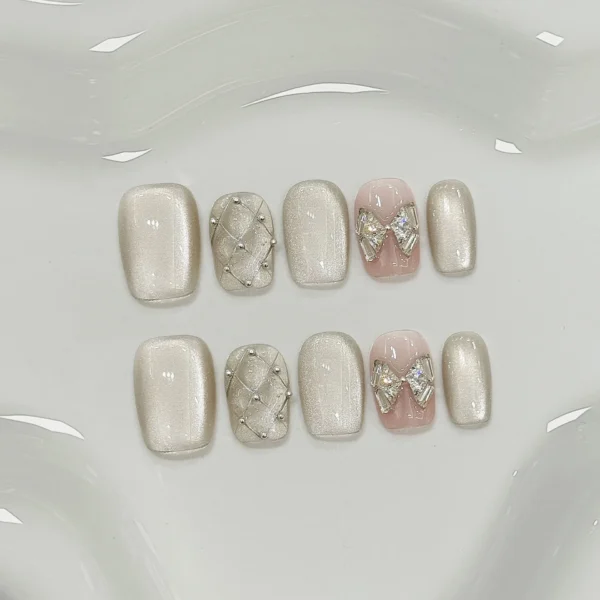 10Pcs Short Ballet Press on Handmade Nails Full Cover Shiny Cat Eye Finished Nails Set Wearing Fashion Summer Rhinestone Nails - Image 1