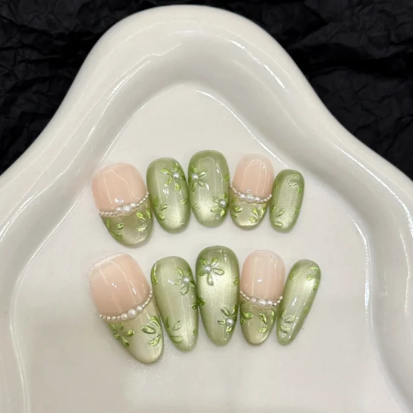 10pcs Handmade Press on Nails Green Flower Print Short Oval Head Fake Nails Wearable Glitter Green Cat Eye False Nail Tips - Image 1