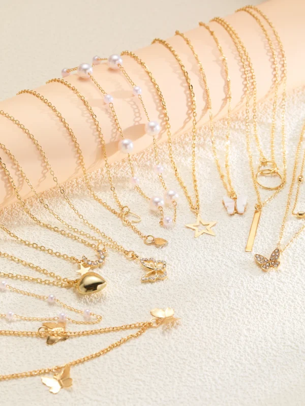 11 Pcs Women's Zircon Necklace Set Gold Color Fashion Love Heart Butterfly Pendant Hypoallergenic Neck Chain Boho Jewelry Gifts 11 Pcs Women's Zircon Necklace Set Gold Color Fashion Love Heart Butterfly Pendant Hypoallergenic Neck Chain Boho Jewelry Gifts - Image 1