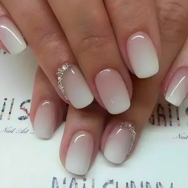 24Pcs White Gradient False Nails Ombre Short with French Design Rhinestone Wearable Fake NailsFull Cover Press on Nail Tips Art - Image 1