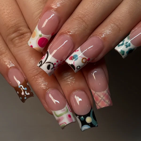 24pcs Sweet Cool French Style False Nails Wave Point Flower Designs Spicy Girl Press On Nails Medium Coffin European Fake Nail - Image 1
