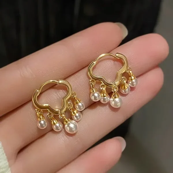 Cloud Imitation Pearl Huggies Hoop Earrings for Women Party Classic Ins Fashion Jewelry Minimalist Accessories Birthday Gifts - Image 1