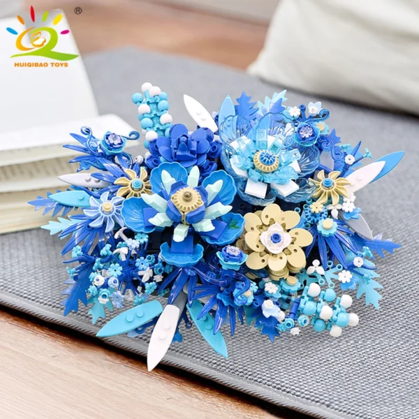 HUIQIBAO 917PCS MOC Blue Flower Model Building Blocks 3D flores Bouquet Potted Plants Bricks Kits Children DIY Toy Home Decor - Image 1