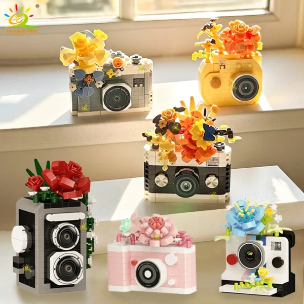 HUIQIBAO MOC Cute Camera with flower model Micro Building Block Mini Diamond Model Brick Toy for Children Desk Decoration HUIQIBAO MOC Cute Camera with flower model Micro Building Block Mini Diamond Model Brick Toy for Children Desk Decoration - Image 1