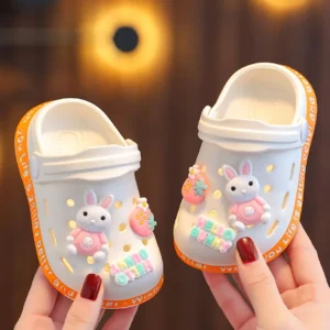 Summer Cartoon Bunny Bear Breathable Children Indoor Clog Shoes with Non-Slip Holes Unisex Soft-Soled Slippers Children Sandals