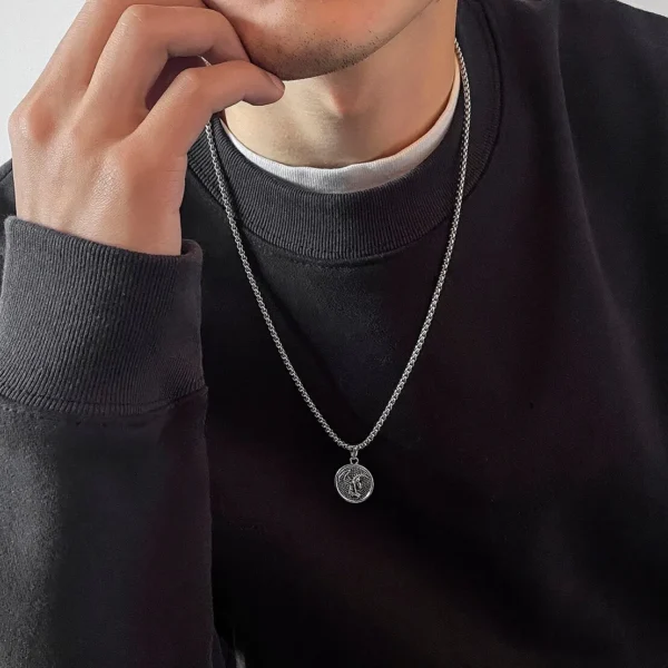 Vintage Simple Alien Human Coin Pendant Choker Necklace for Men Trendy Punk Long Chain on the Neck Jewelry Accessories Male Gift Vintage Simple Alien Human Coin Pendant Choker Necklace for Men Trendy Punk Long Chain on the Neck Jewelry Accessories Male Gift - Image 1