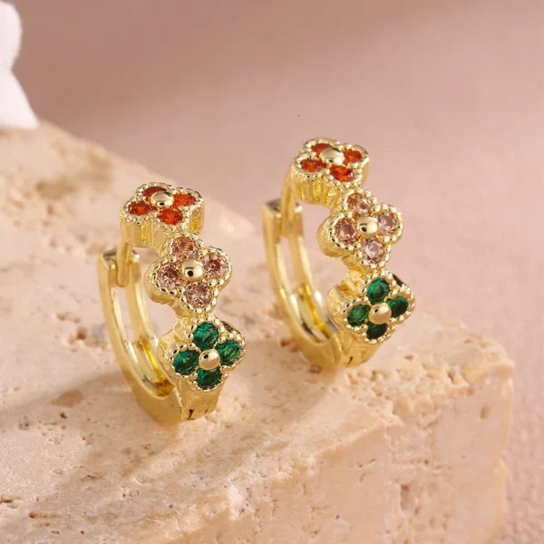 ZAKOL New Colorful Turquoise Cubic Zirconia Small Flower Hoop Earrings Exquisite Four-leaf Clover Female Earring Jewelry Gift ZAKOL New Colorful Turquoise Cubic Zirconia Small Flower Hoop Earrings Exquisite Four-leaf Clover Female Earring Jewelry Gift - Image 1