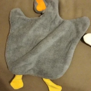 Cartoon Goose Hand Towel Kitchen Bathroom and Toilet Hand Towel Hanging Type with Super Water Absorption Quick Drying It Is Hard