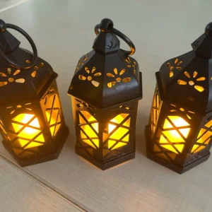 Retro Desktop LED Lamp, Creative Hexagonal Wind Lamp, Portable Candle & Horse Lamp, Atmosphere Decoration Gift