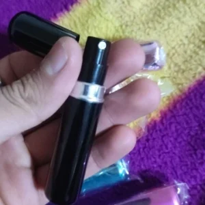 6 Portable Spray Bottles Travel Size 5ml Self-Priming Bottom Fill Perfume Bottle Set