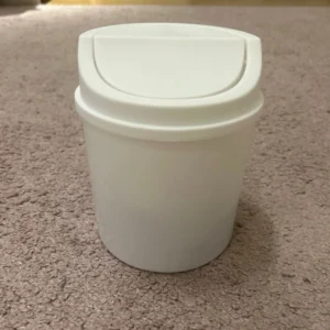 Mini Desktop Bin Small Trash Can Tube with Cover Bedroom Trash Can Garbage Can Clean Workspace Storage Box Home Desk