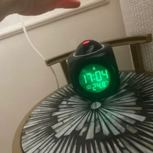1PCProjection Alarm Clock Ceiling Display Snooze Desk Table Clock Voice Multifunction Digital Projection Clock Temperature Displ