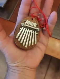 8 Key Mini Wooden Kalimba High Quality Exquisite Finger Thumb Piano Marimba Musical Good Accessory Pendant Gift