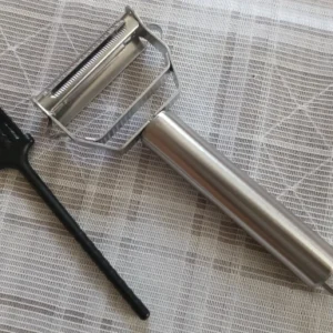 Stainless Steel Multifunction Peeler, Fruit & Vegetable Grater, Julienne Slicer for Potato, Carrot, Cucumber, Kitchen Tool