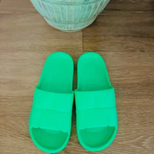 Soft Bottom Slippers for Women Home Bathroom Home Bath Non-slip Couple Summer Sandals for Men Summer Wear Comfortable