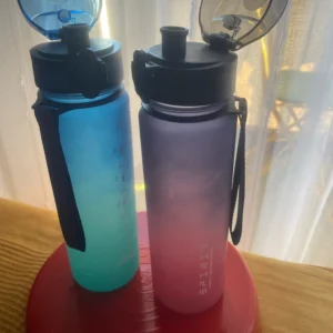 500ML/650ML/1000ML Large Capacity Sports Bottle Motivational Leak Proof Portable Reusable Plastic Cups Outdoor Travel Gym Jugs