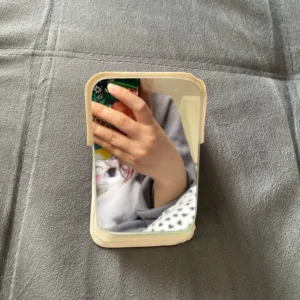 Portable Handheld Mini Makeup Mirror, Dormitory Tabletop And Office Use, Adjustable And Portable Folding Mirror