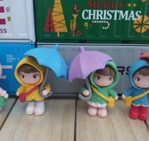 Car interior cute umbrella, action figures, automatic rearview mirror, Prada4pcs panel decoration