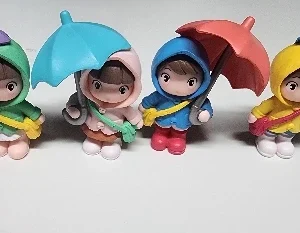 Car interior cute umbrella, action figures, automatic rearview mirror, Prada4pcs panel decoration